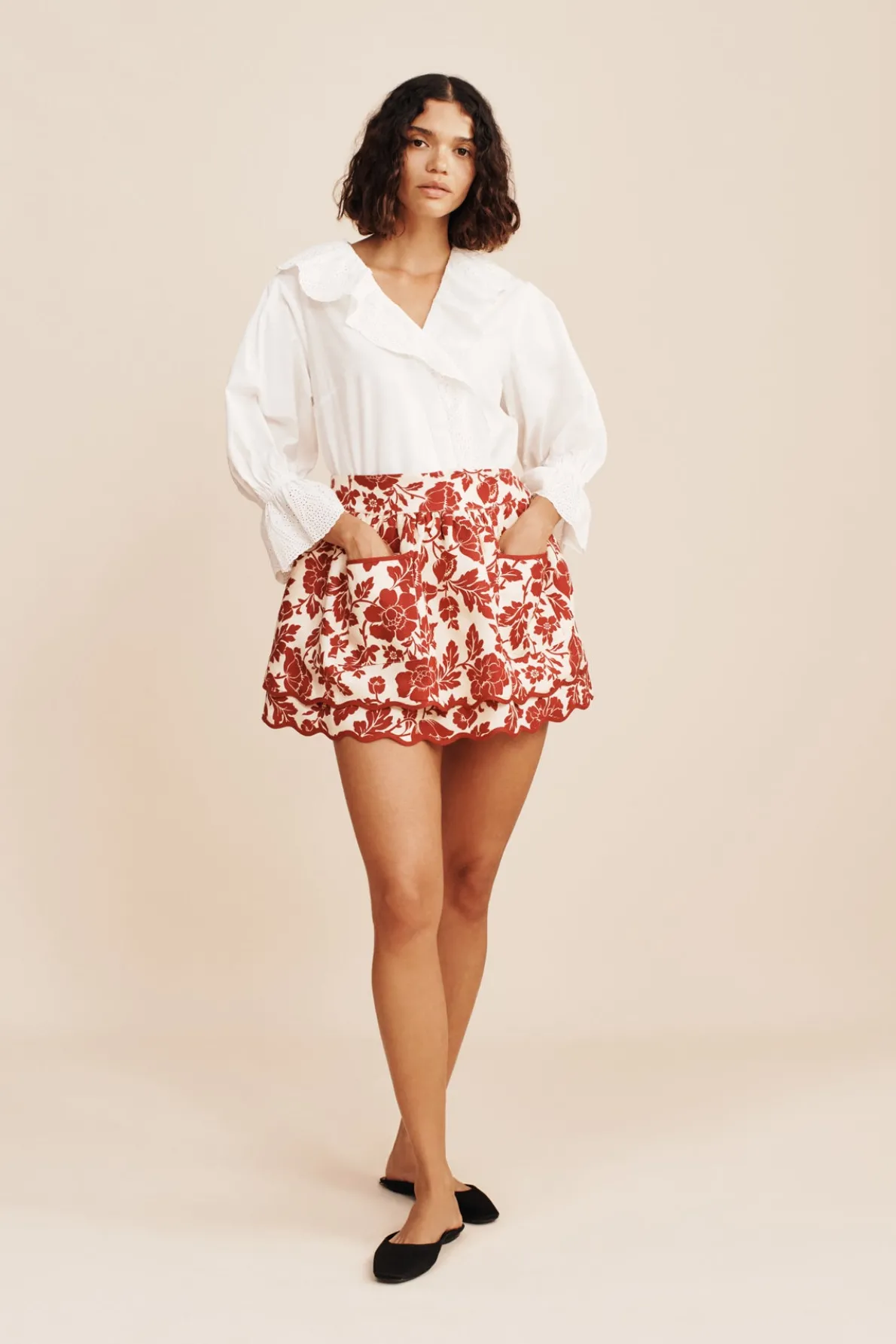 ROMEO APRON - SCARLET BLOOM